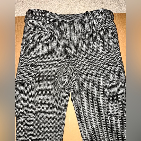 Alexander McQueen Wool Herringbone Cargo Pants. A. McQueen Era —Runway F/W 2009. - Picture 11 of 14